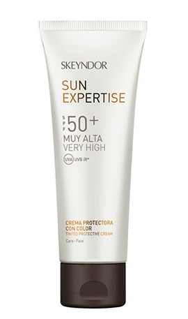 Crema protectora con color SPF50+ - SKEYNDOR